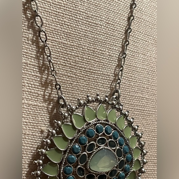 Lia Sophia "EUCALYPTUS" Fringed Necklace  NEW W TAGS - Picture 7 of 15